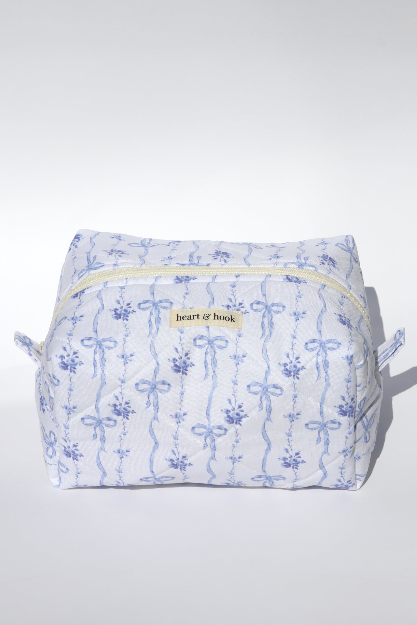 Blue Ribbon Blooms Makeup Bag