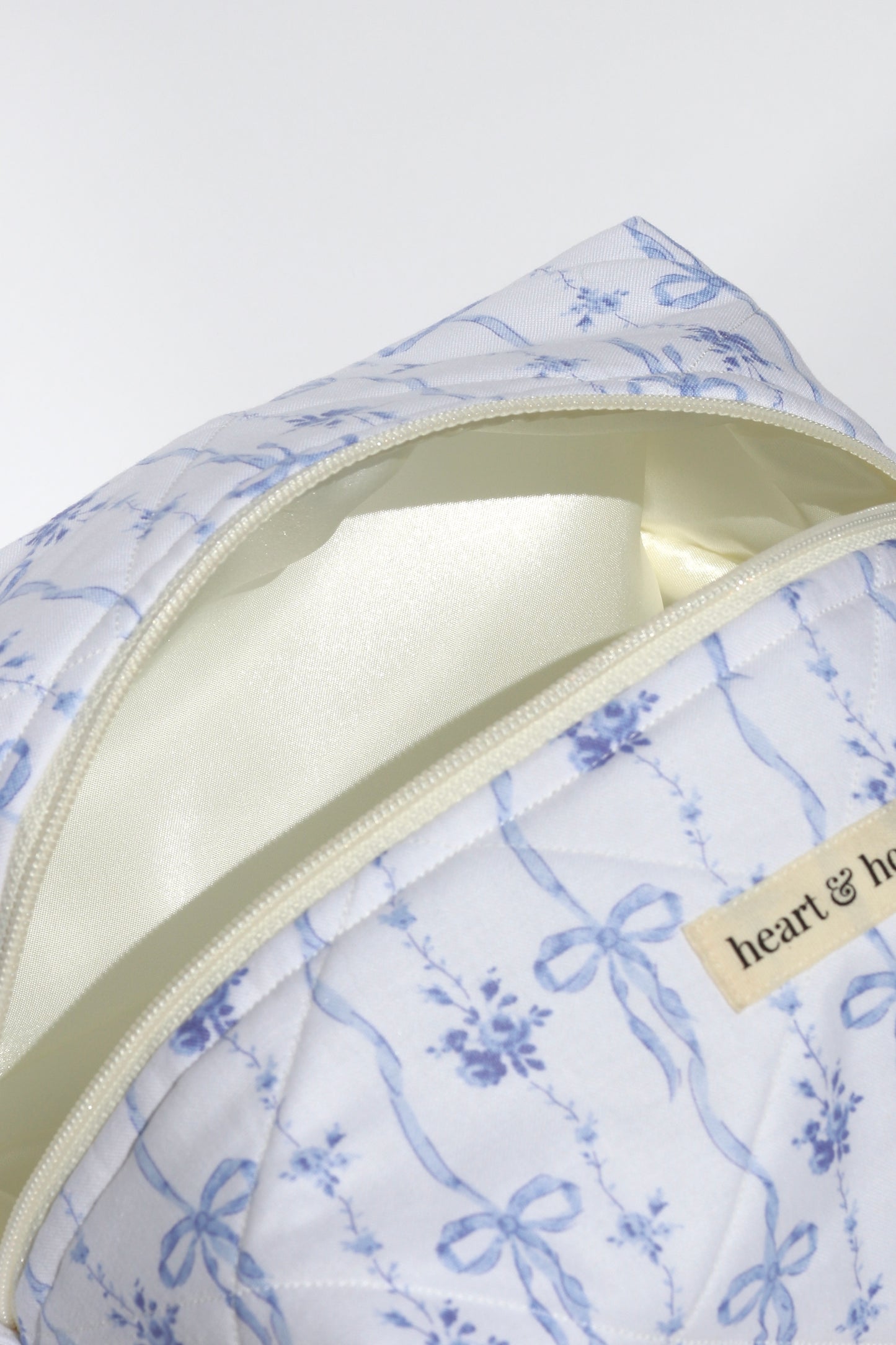 Blue Ribbon Blooms Makeup Bag