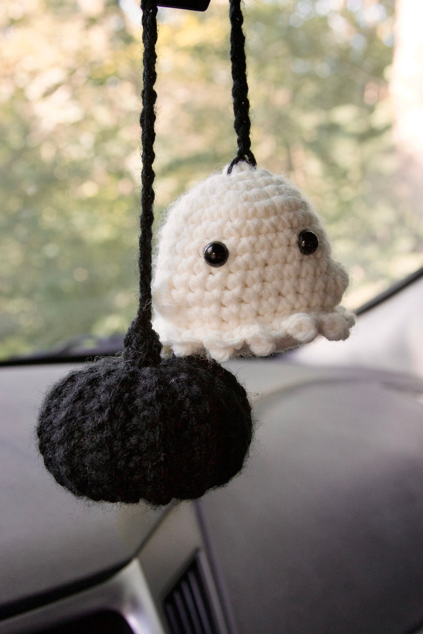 Crochet Black Pumpkin & Ghost Car Charm
